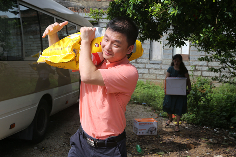 IMG_2363_看图王_副本.jpg IMG_2363_看图王_副本.jpg