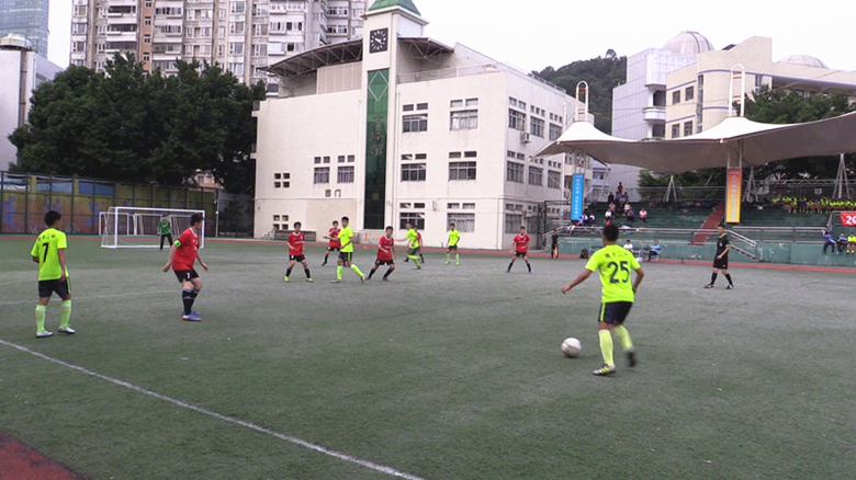 赛场上1.jpg 赛场上1.jpg