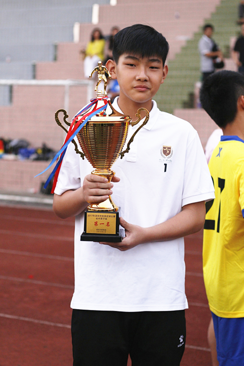 周亚辉.jpg 周亚辉.jpg