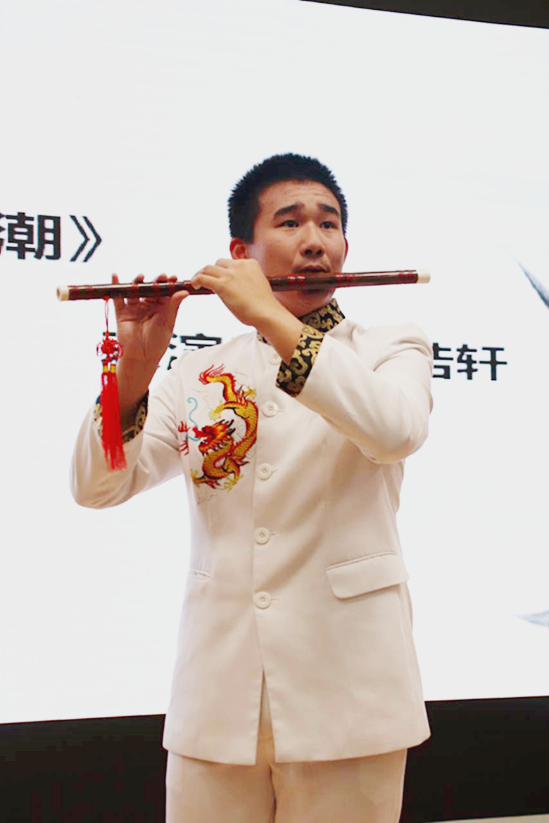 笛子独奏《春潮》.jpg